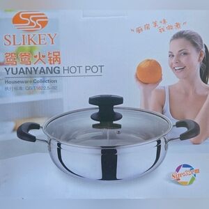 Stainless Steel Divided Hot Pot 12.6 with Black Handles